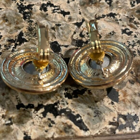 Gold Tone Crystal Round Vintage Clip On Earrings Stunning! - Picture 6 of 15